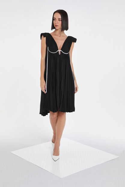 PLEATED DRESS W/ BRA LINES