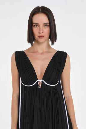 PLEATED DRESS W/ BRA LINES