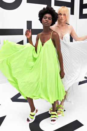OPEN BACK PLEATED MIDI DRESS