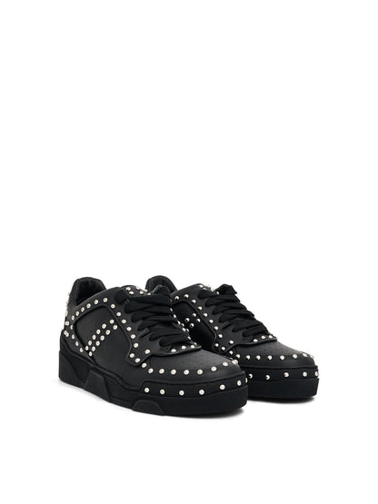 GIVENCHY Low Tyson Sneaker in Black