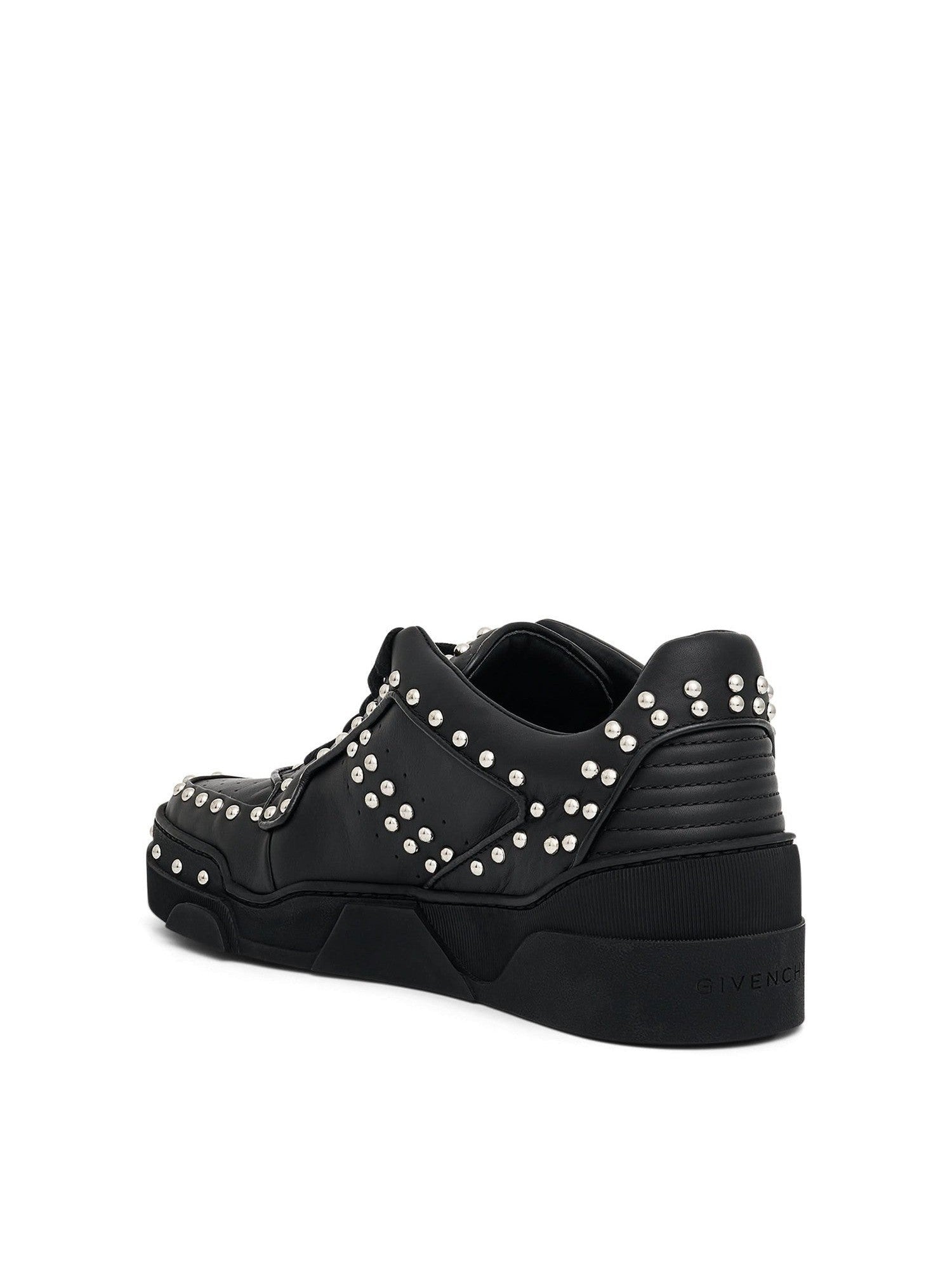 GIVENCHY Low Tyson Sneaker in Black