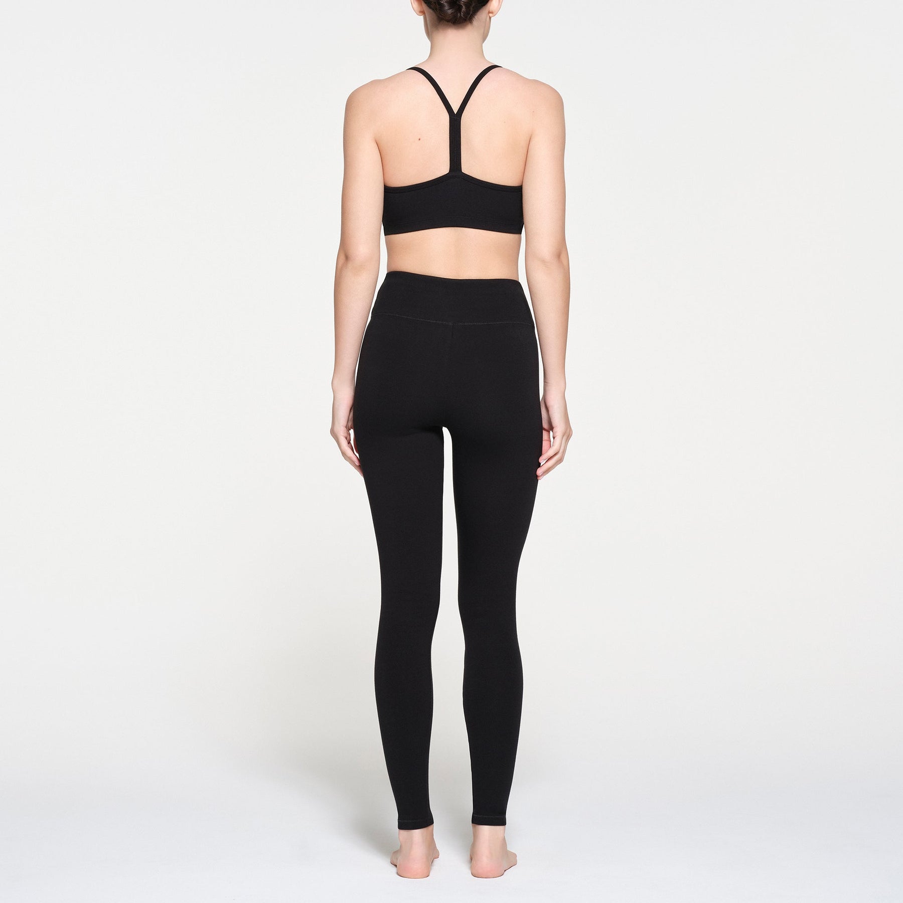 OUTDOOR HIGH-WAISTED BANDED LEGGING | ONYX