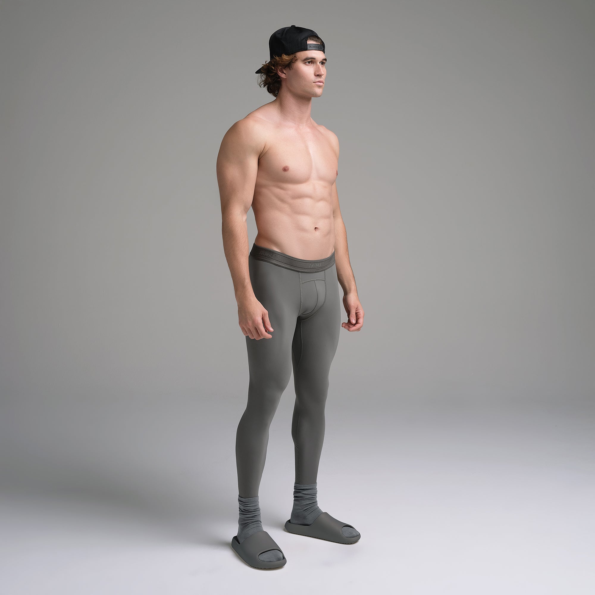SKIMS FLEX MENS LEGGING | GUNMETAL
