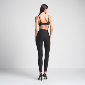 SKIMS BODY LEGGING | ONYX
