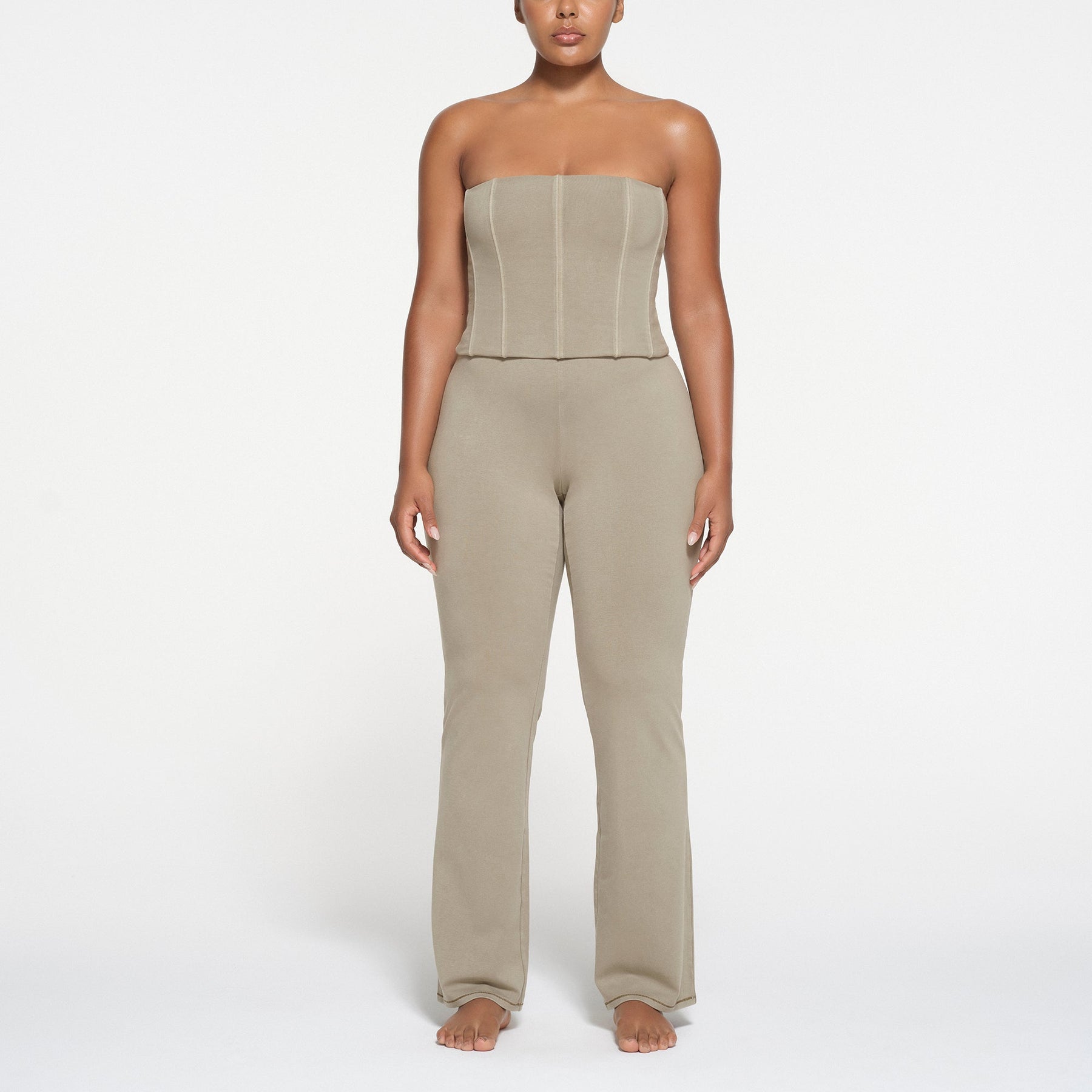 OUTDOOR HIGH-WAISTED FLARE LEGGING | TAUPE