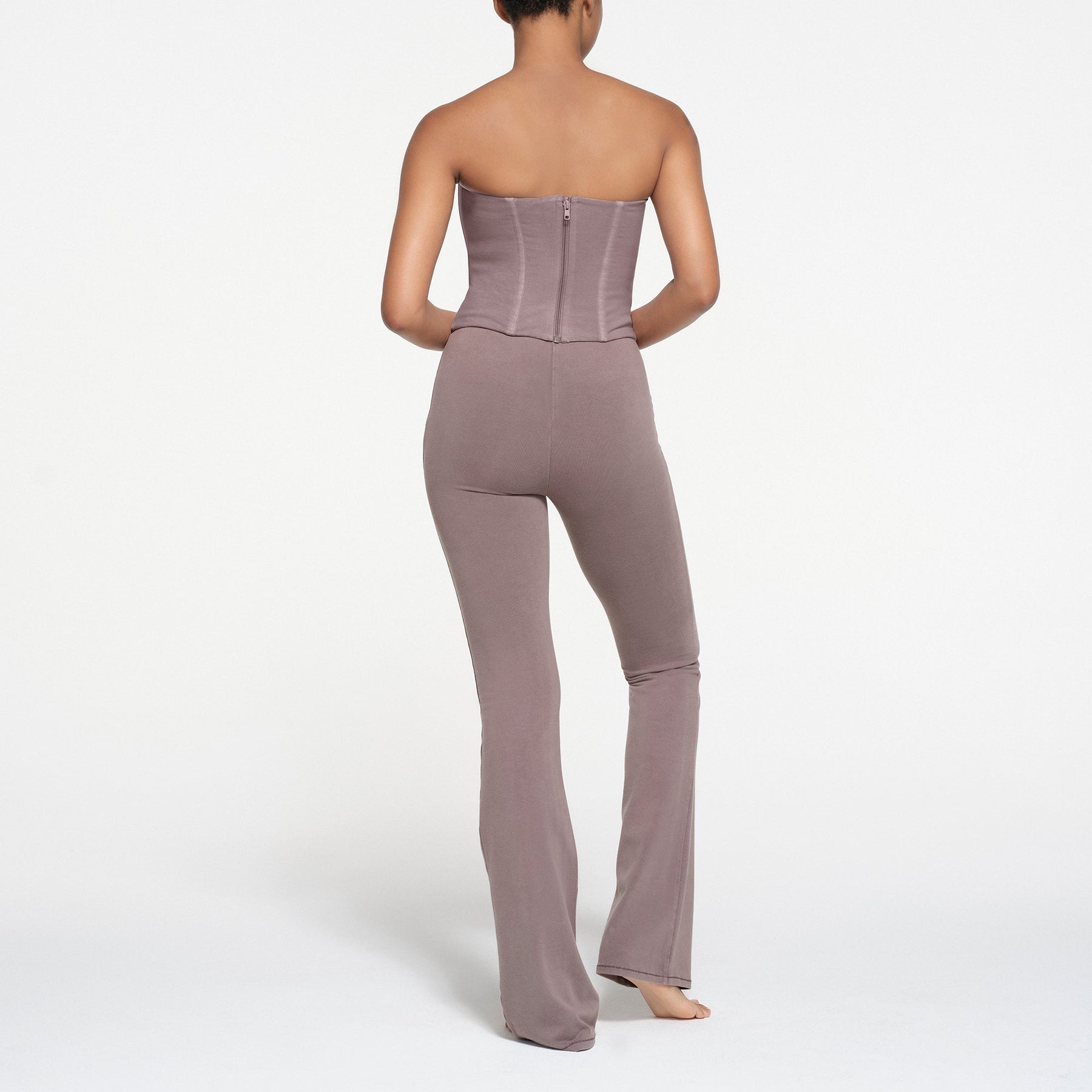 OUTDOOR HIGH-WAISTED FLARE LEGGING | ZINC