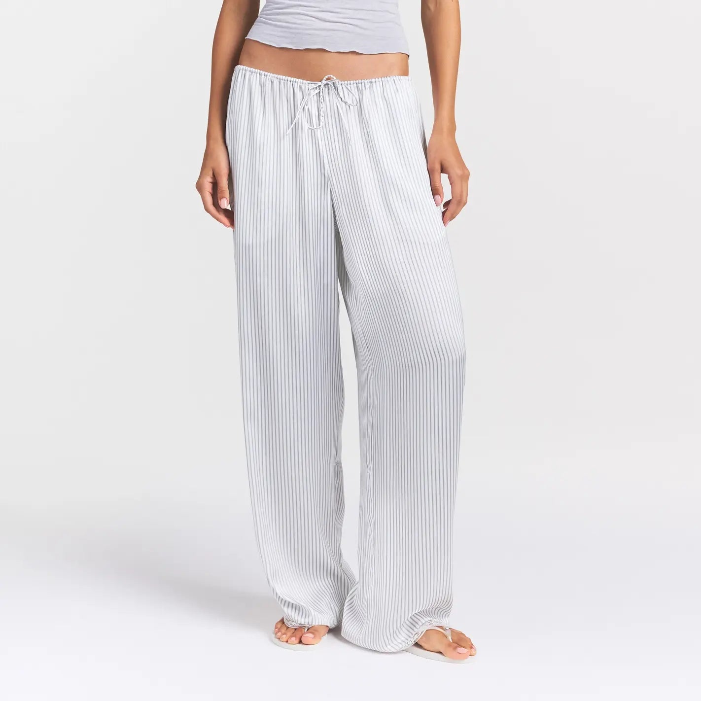 Woven Shine Lace Pant