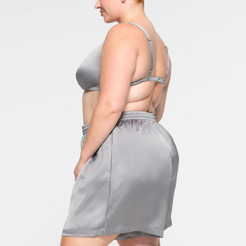 SKIMS SPORTY SATIN LOOSE SHORT | MIRROR