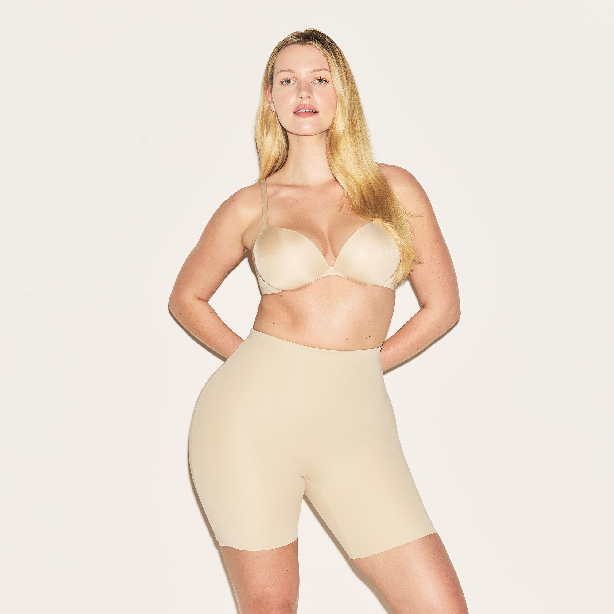 SKIMS BODY HIP ENHANCING PADDED SHORT | SAND