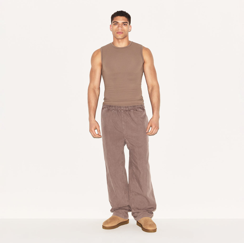 WOVEN MENS KARATE PANT | UMBER