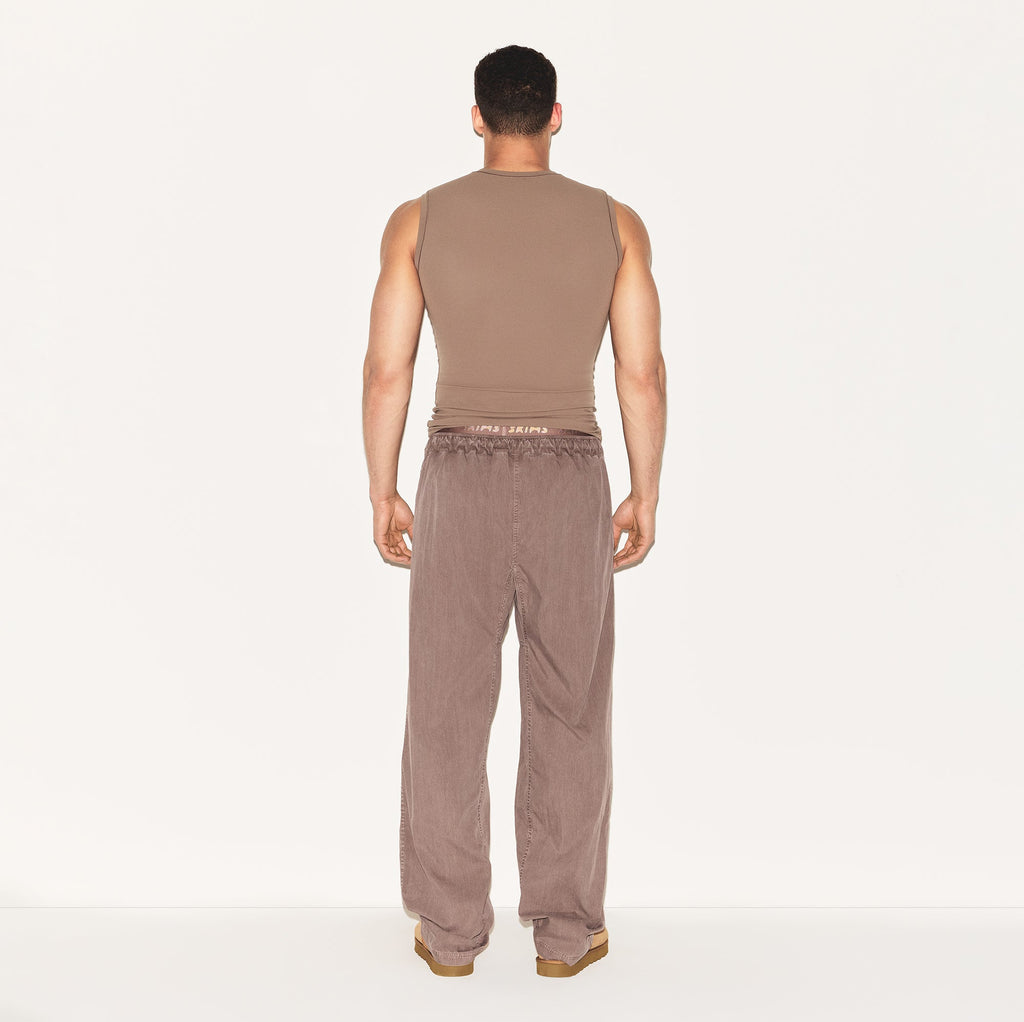 WOVEN MENS KARATE PANT | UMBER