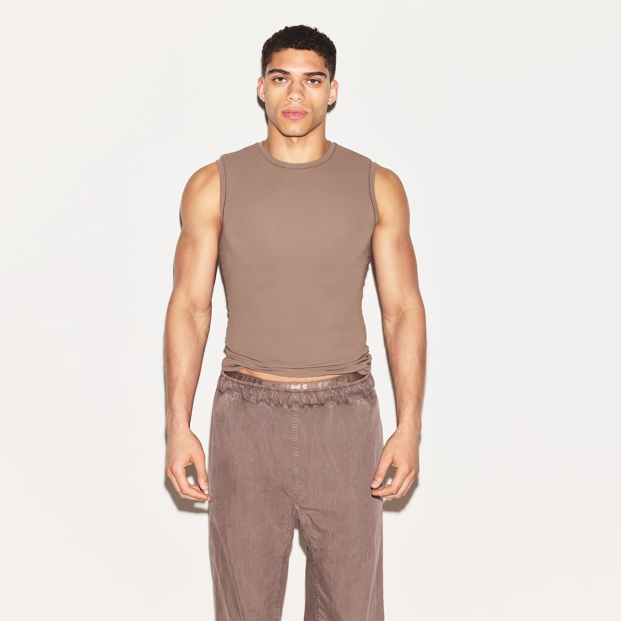 WOVEN MENS KARATE PANT | UMBER