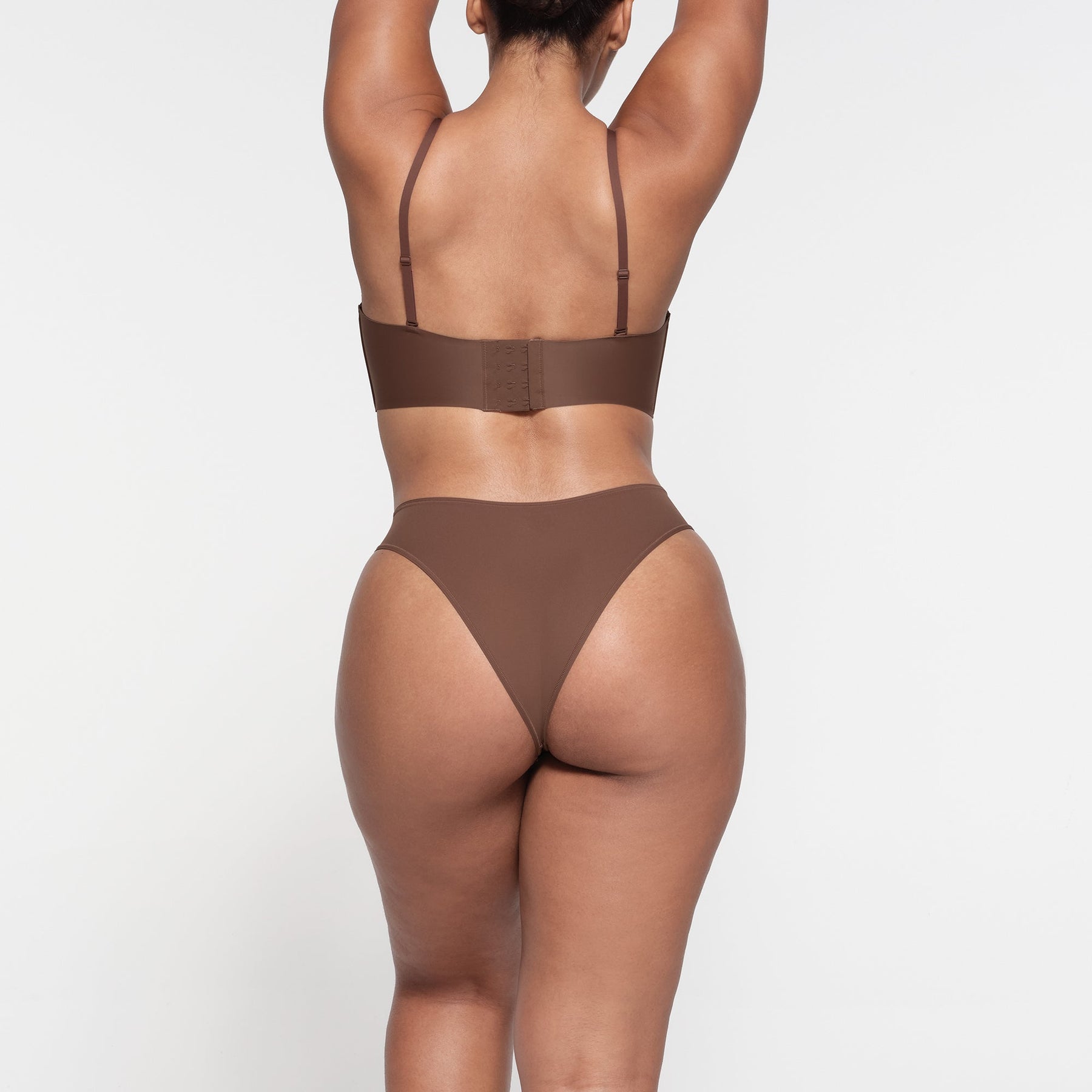 DEEP PLUNGE SHAPEWEAR BRA | JASPER