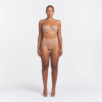 Smoothing Intimates Strapless Bra — Part 3