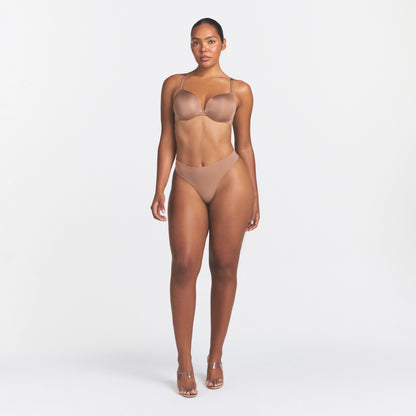 Skims Ultimate Teardrop T-shirt Bra — Part 1
