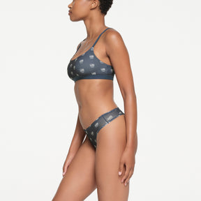 SKIMS FOR TEAM USA FITS EVERYBODY OLYMPIC SCOOP BRALETTE | NAVY