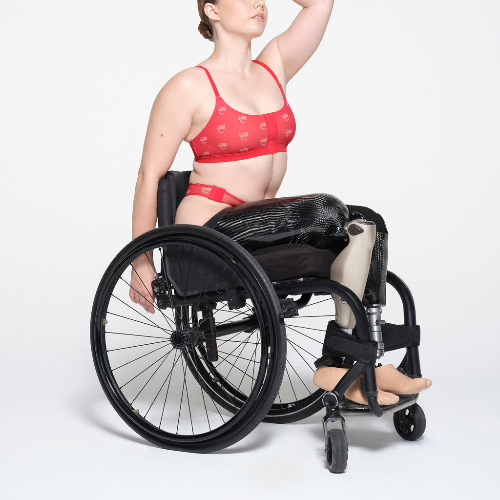 SKIMS FOR TEAM USA FITS EVERYBODY ADAPTIVE PARALYMPIC SCOOP BRALETTE | RED