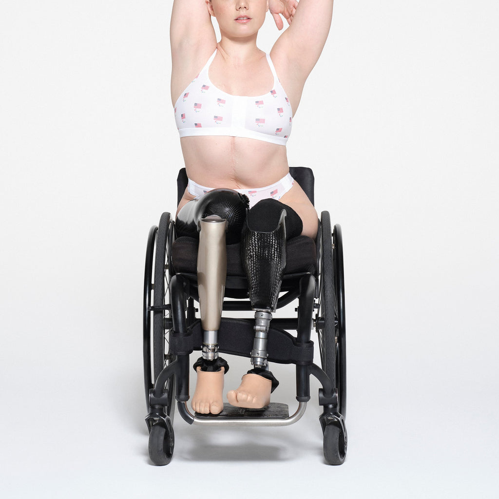 SKIMS FOR TEAM USA FITS EVERYBODY ADAPTIVE PARALYMPIC SCOOP BRALETTE | WHITE