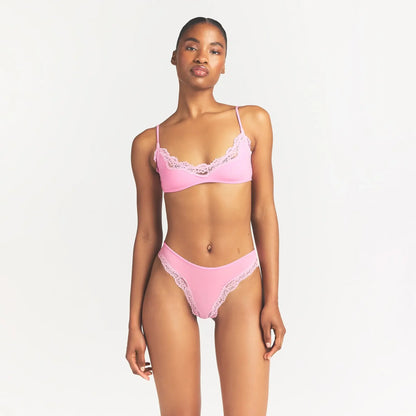 Fits Everybody Lace Scoop Bralette