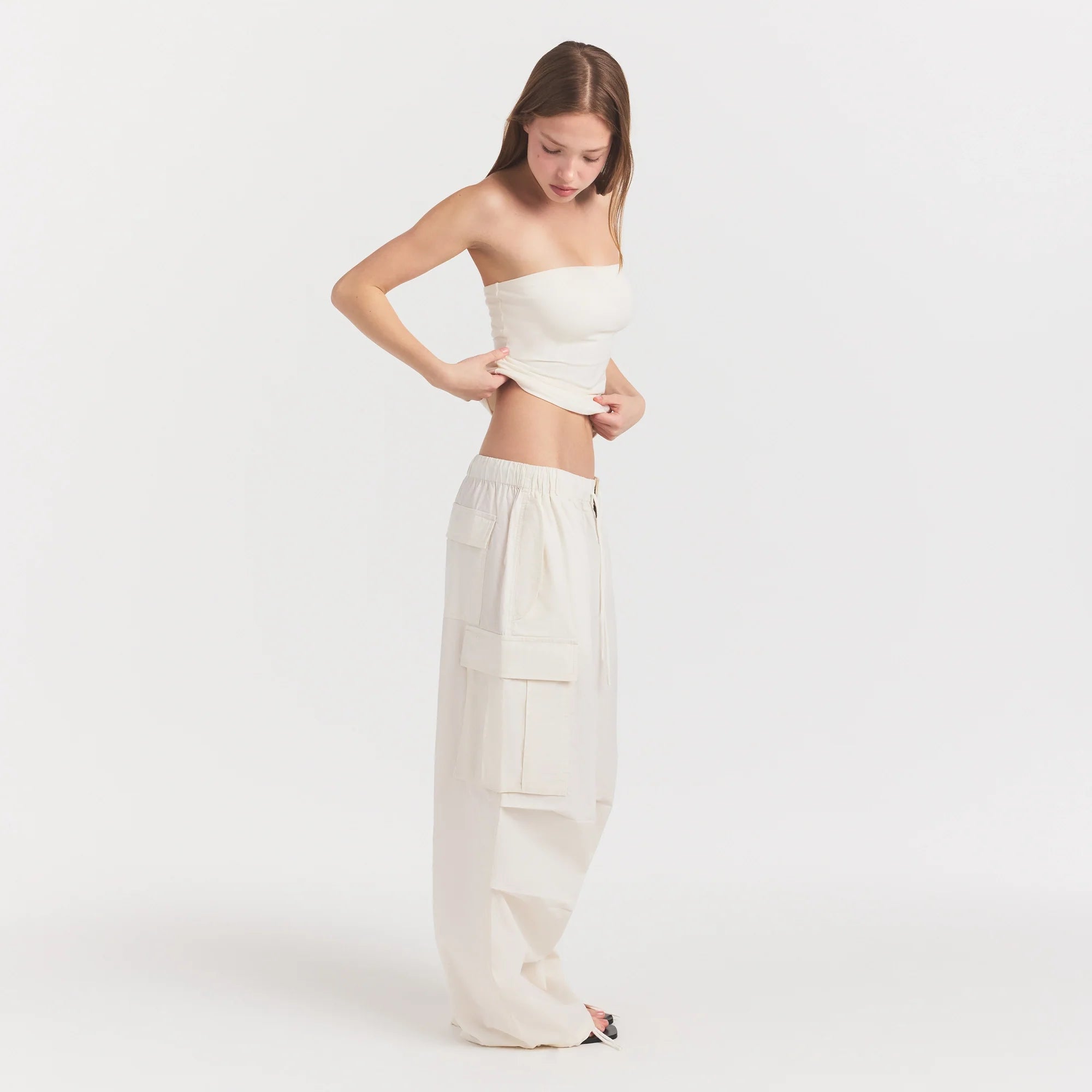 Woven Cotton Oversized Low Rise Cargo Pant