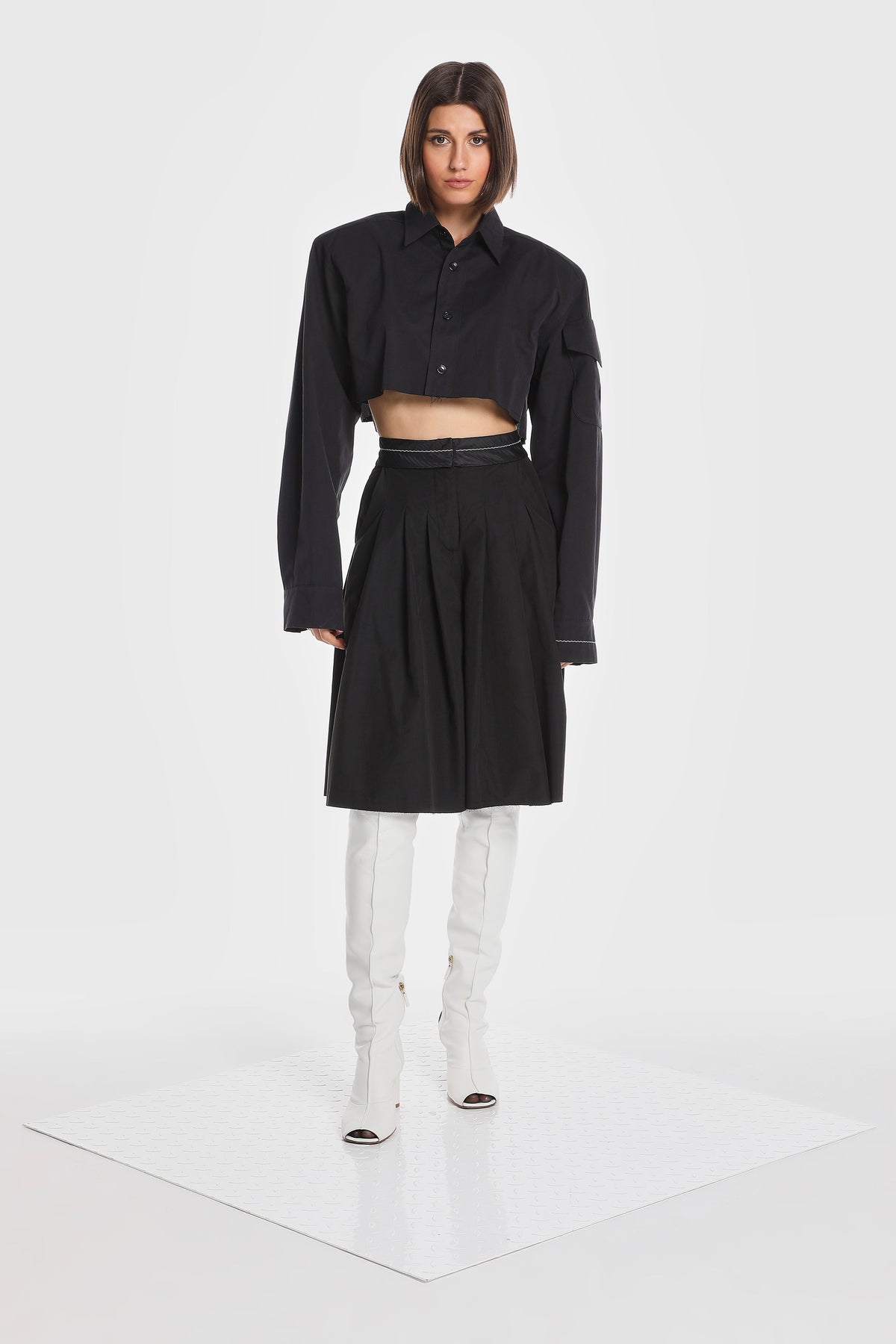 BOXY CROP SHIRT