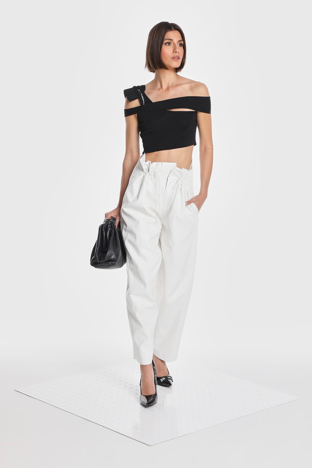 CROSSOVER ONE SHOULDER TOP W/ SHOULDER PAD