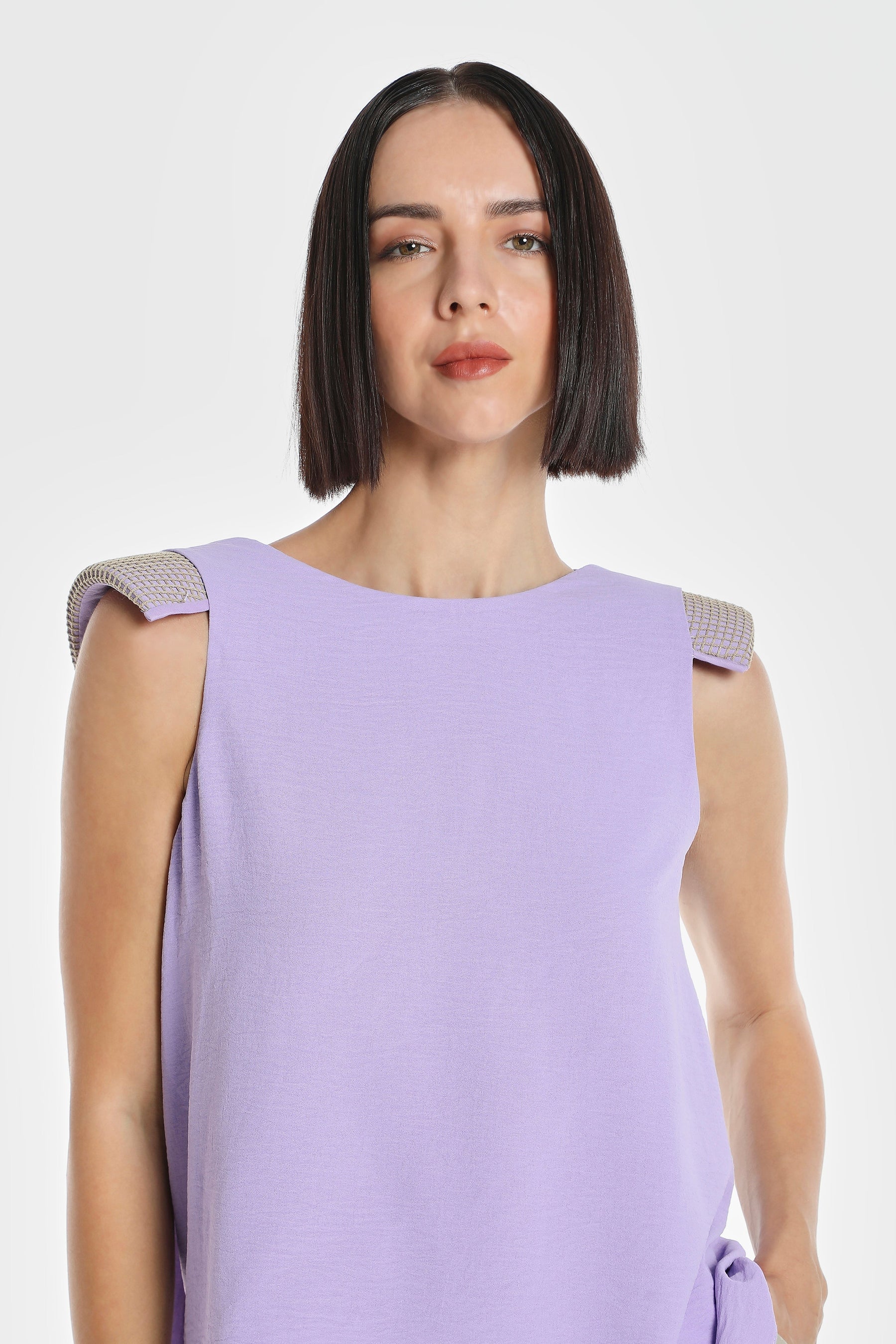 V BACK TOP W/ SHOULDER PADS
