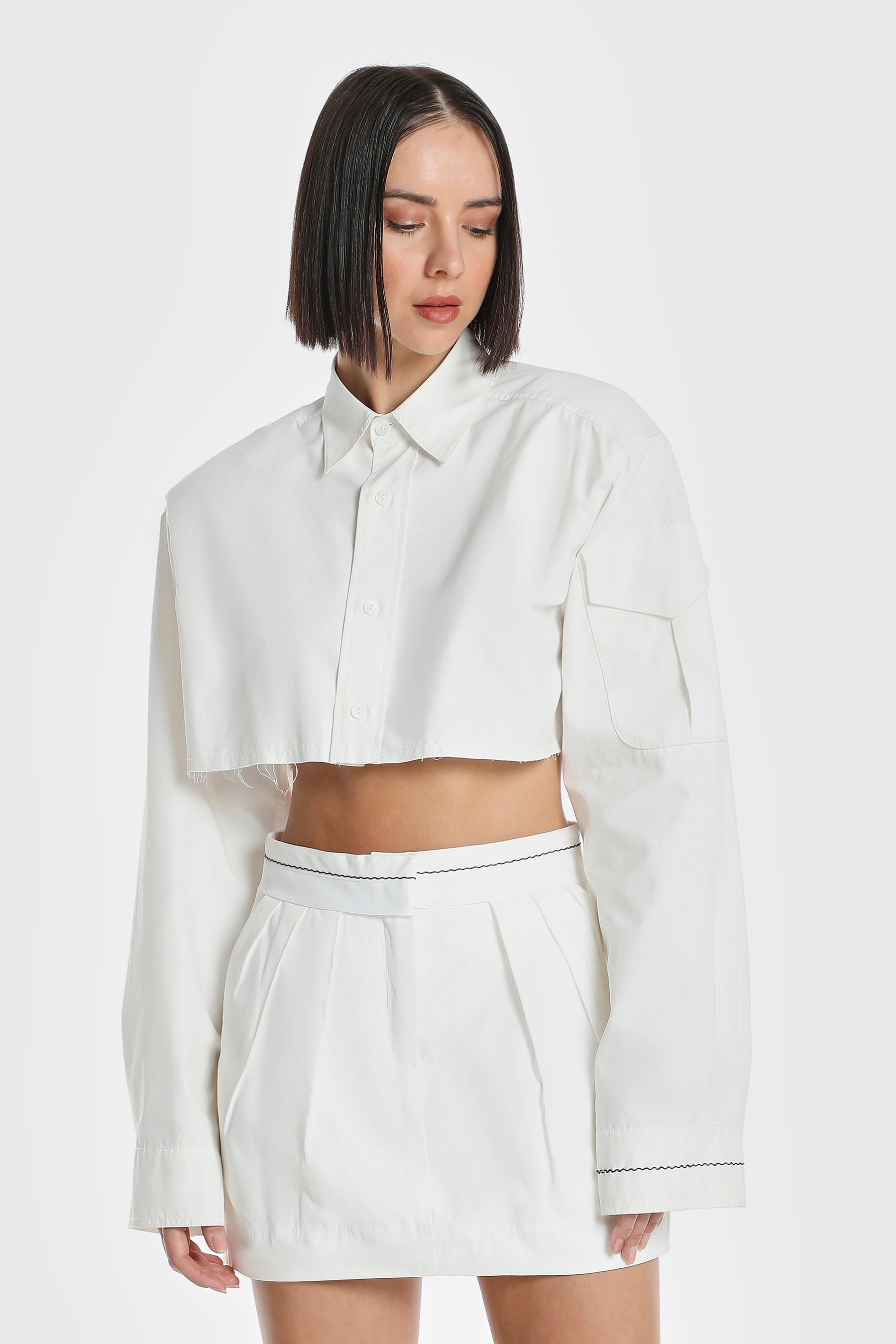 BOXY CROP SHIRT