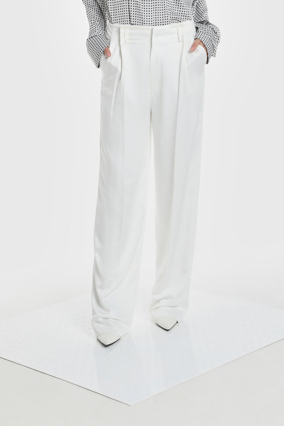 WAIST FOLD SILK PANTS