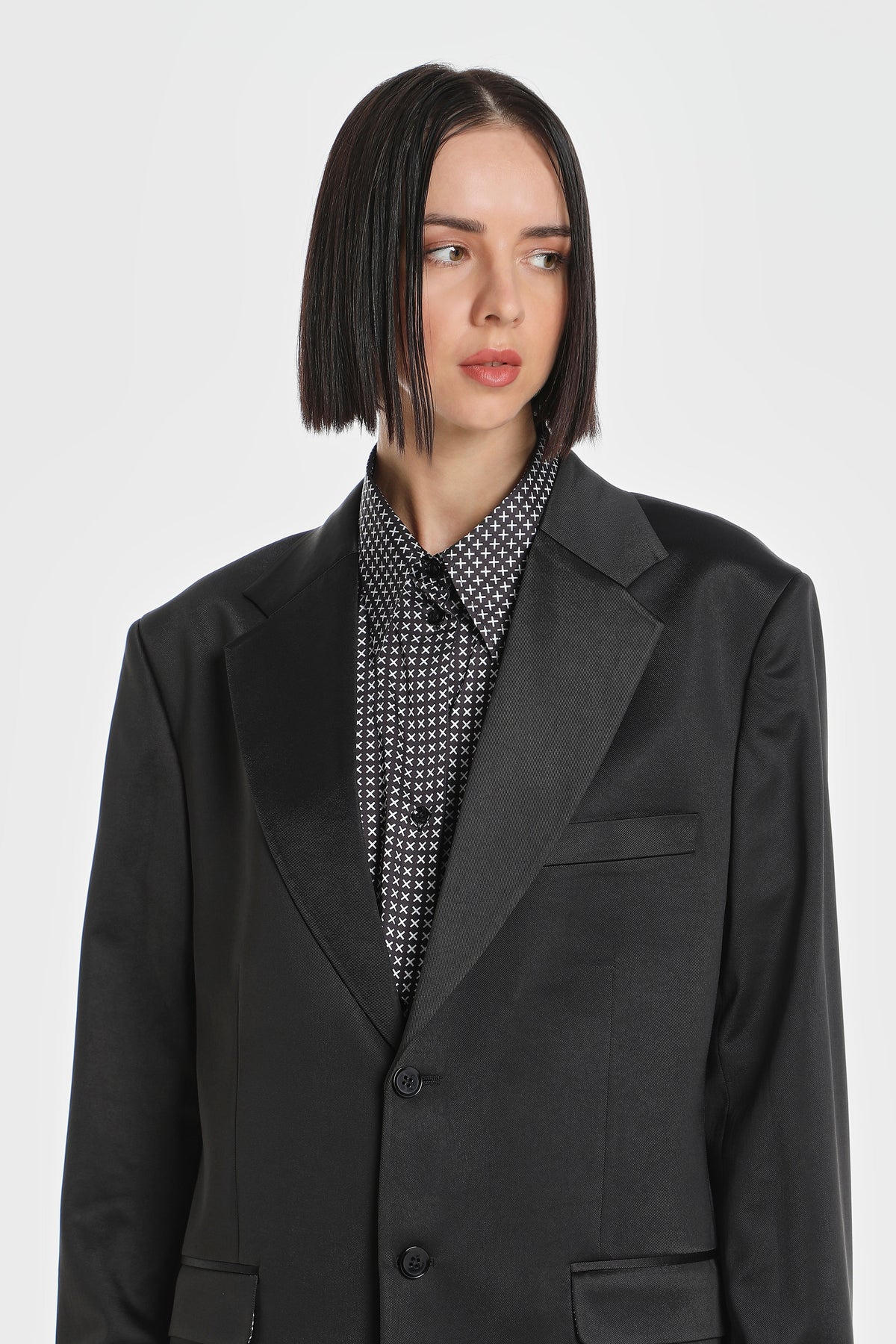 WHAT ARE YOU NOT SILK BLAZER