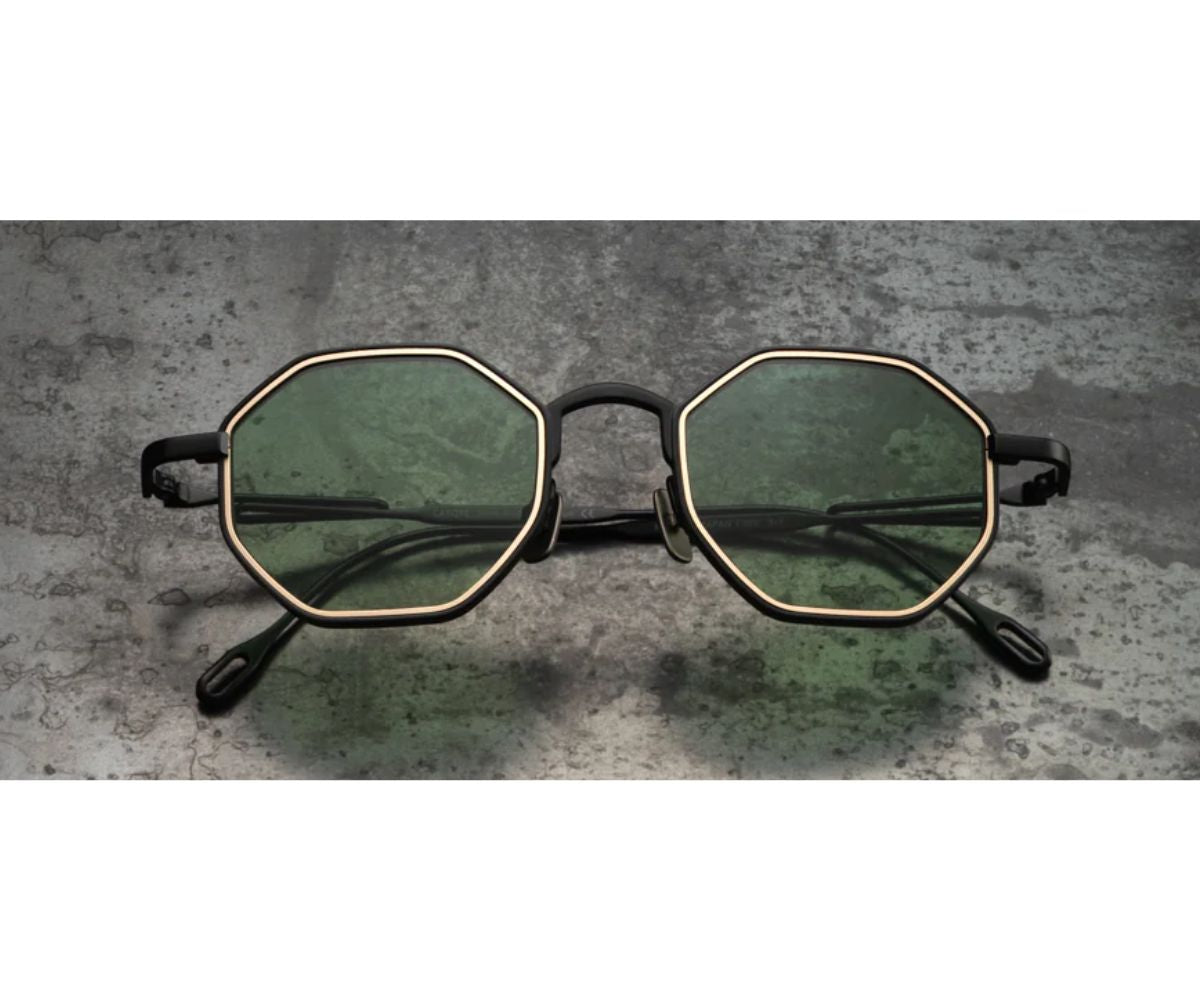 C008 BLACK / GREEN 47