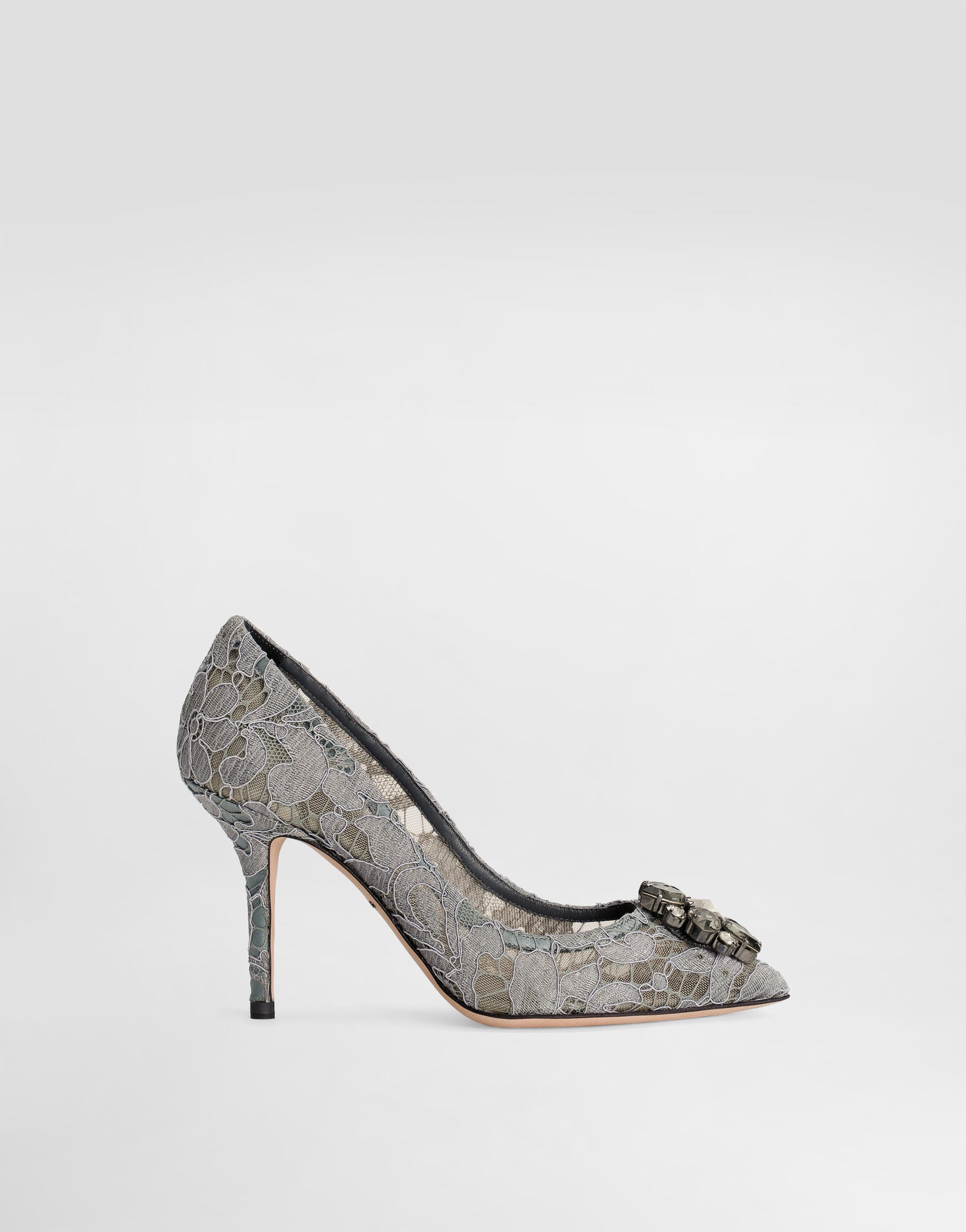 Pump in Taormina lace with crystals