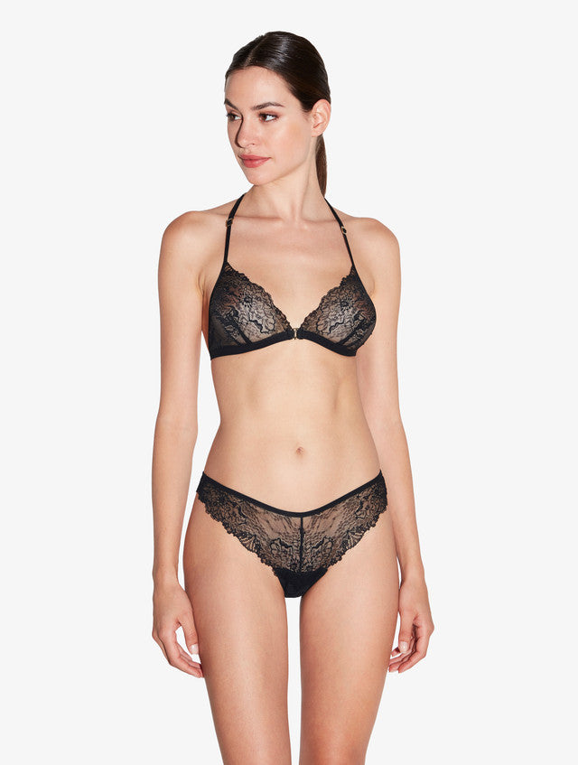 Soft Triangle Bra in Black with Leavers Lace