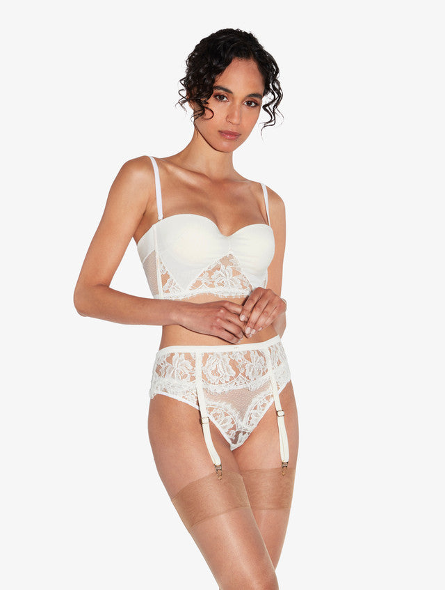 Suspender Belt in Off White with Cotton Leavers Lace