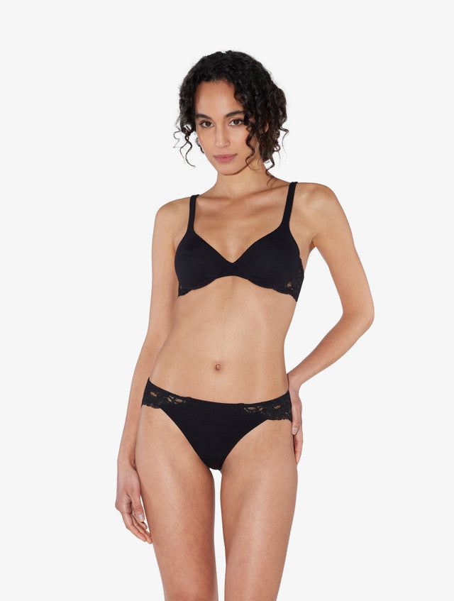 Black lace and cotton underwired bra