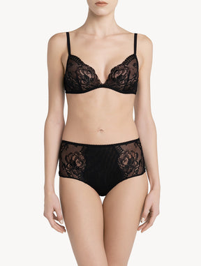 Black lace non-wired bra