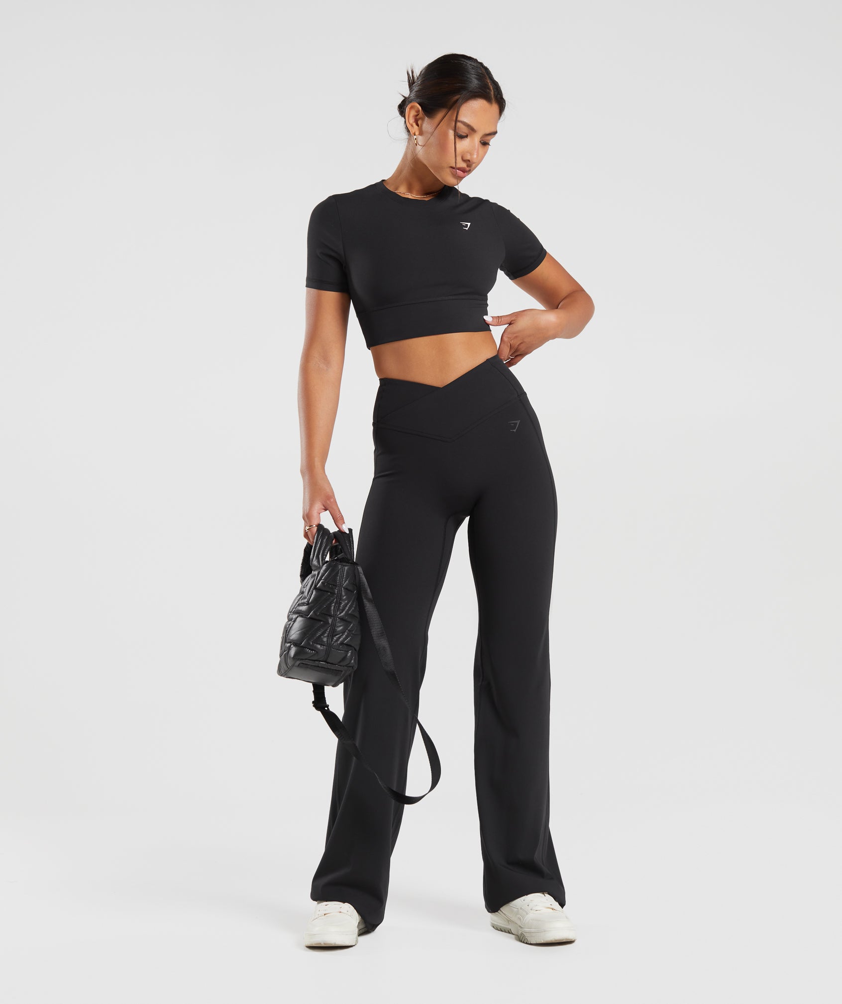Gymshark Crossover Flared Leggings - Black