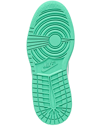 Wmns Dunk Low "Green Glow"