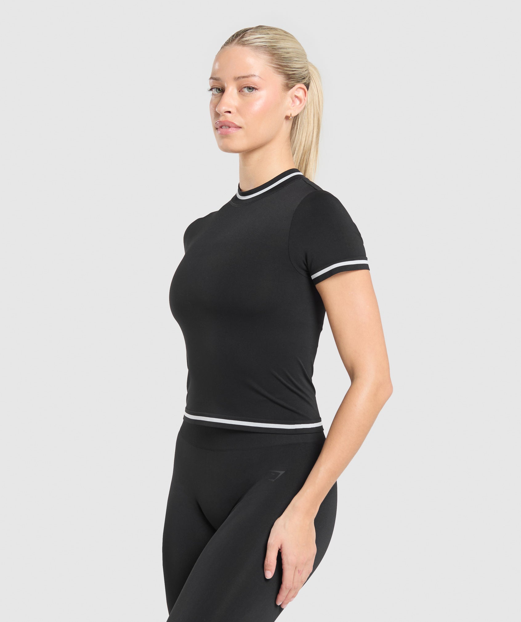 Gymshark Contrast Seamless Midi Tee - Black