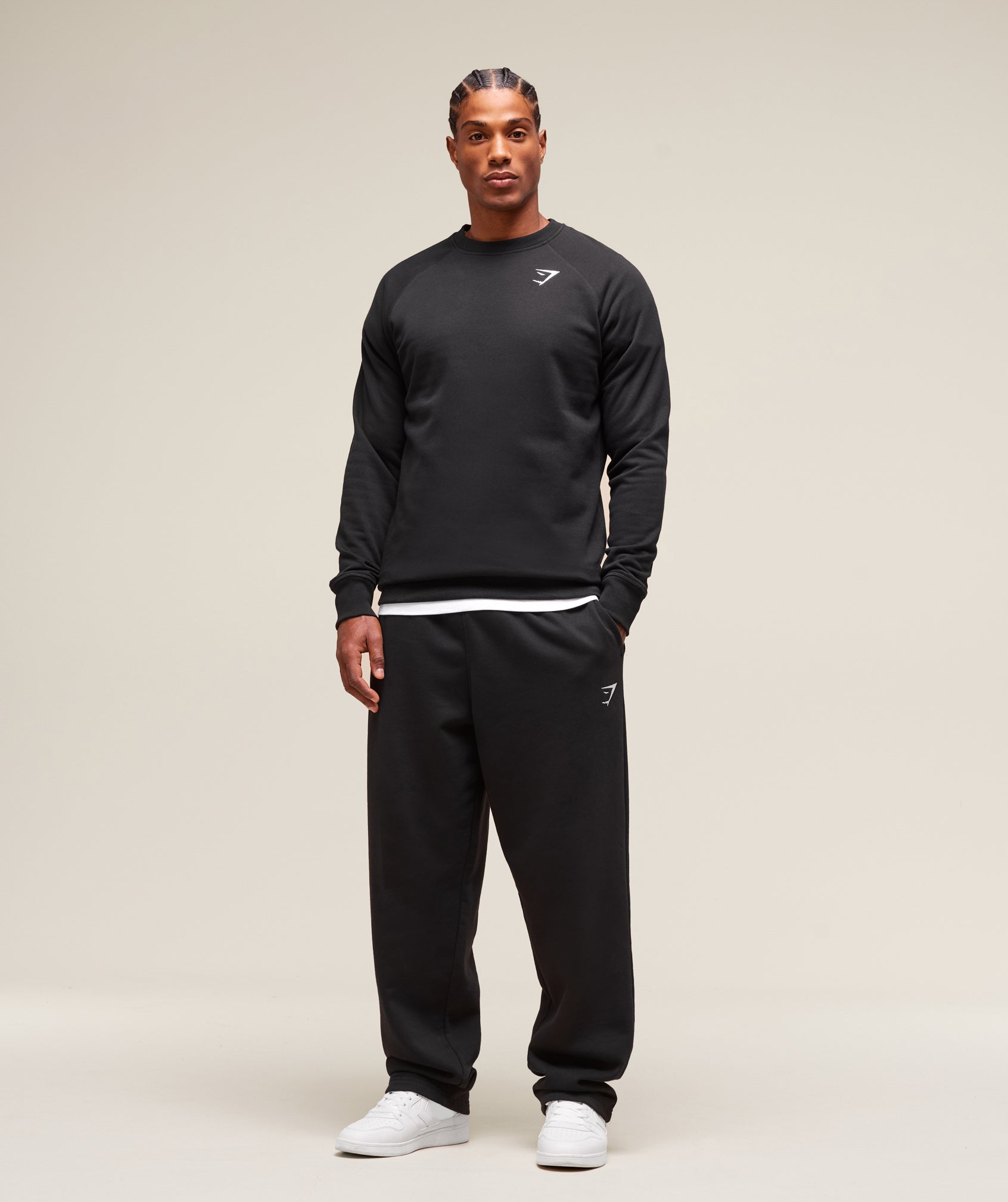 Gymshark Crest Sweatshirt - Black