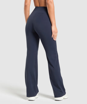 Gymshark Crossover Flared Leggings - Heavy Blue