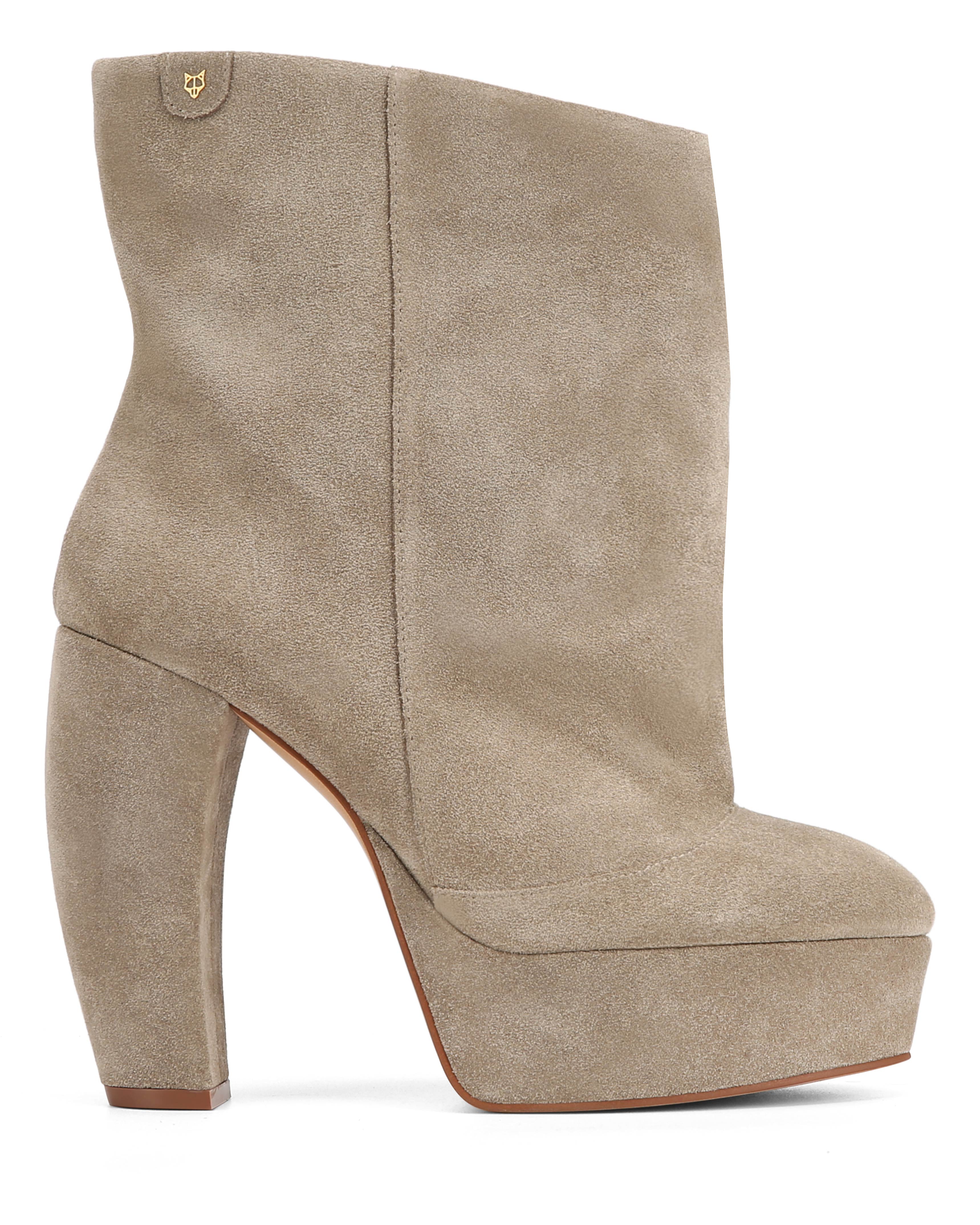 Dancer Stone Suede