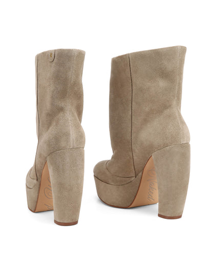 Dancer Stone Suede