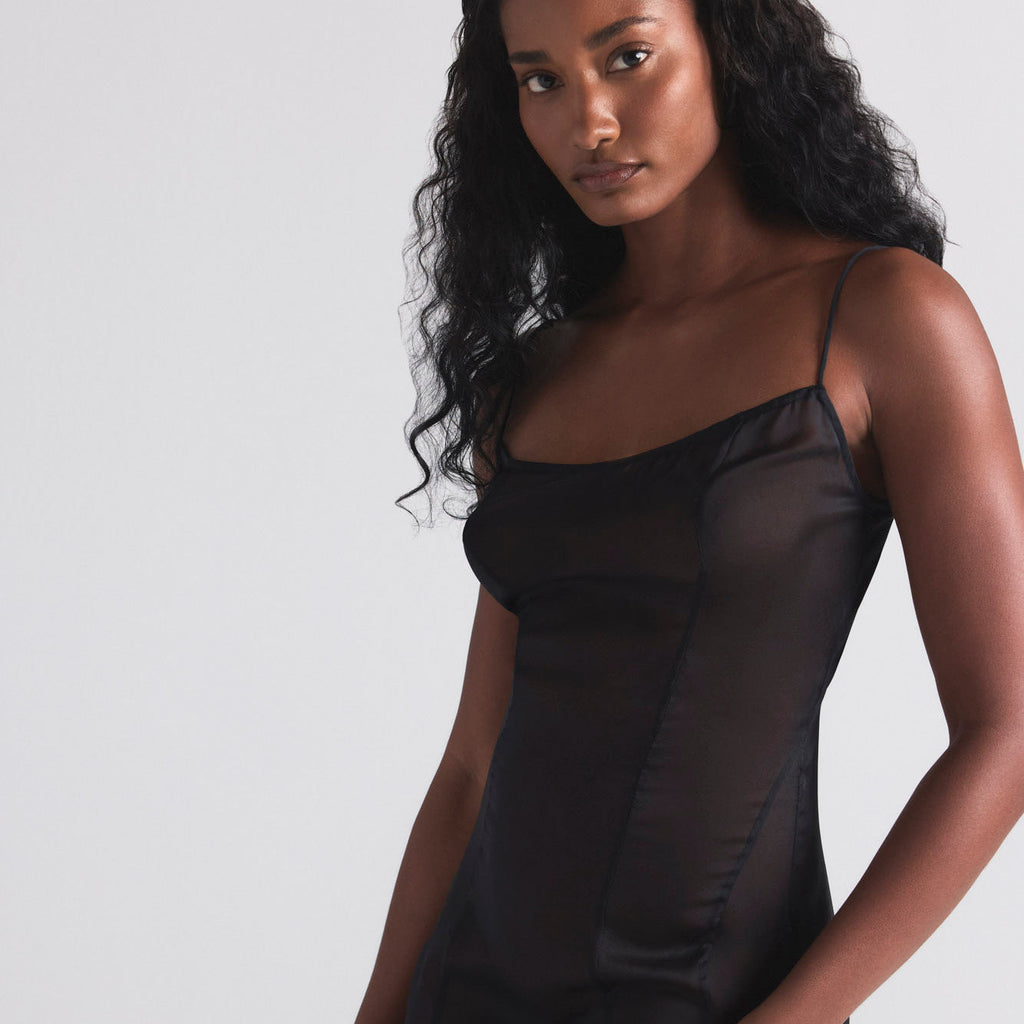 SKIMS ROMANCE LONG SLIP DRESS | ONYX