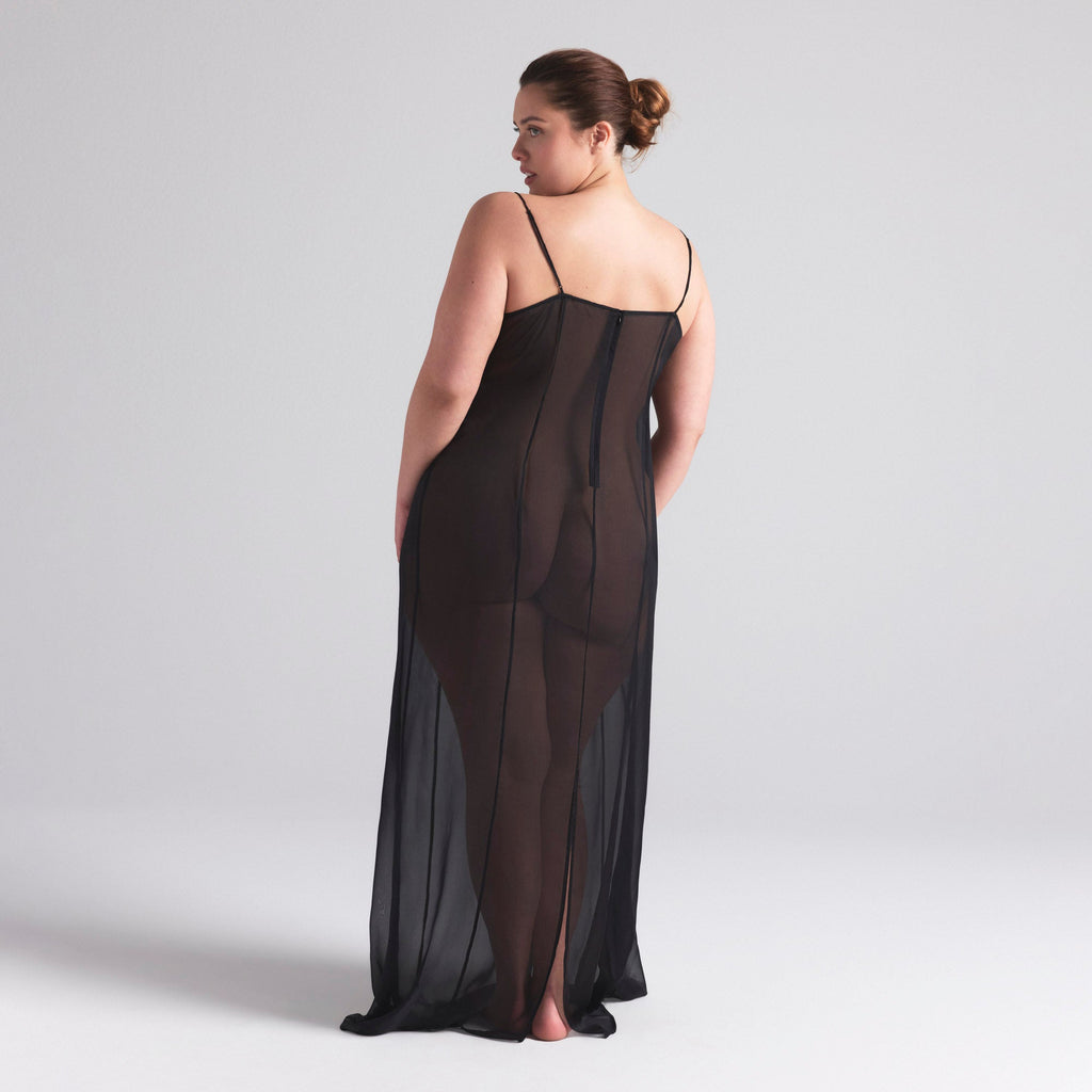 SKIMS ROMANCE LONG SLIP DRESS | ONYX