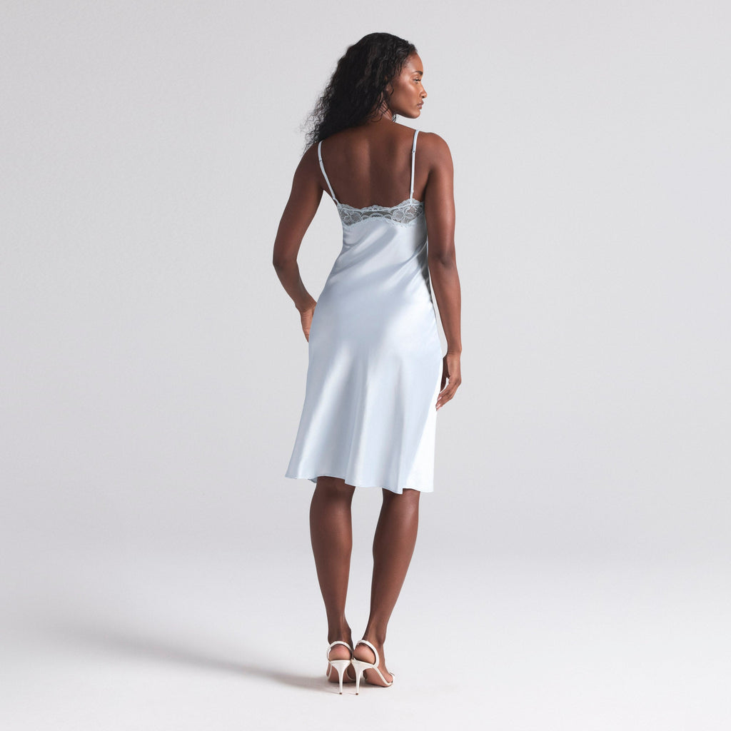 WOVEN SHINE LACE MIDI SLIP DRESS | CLOUD