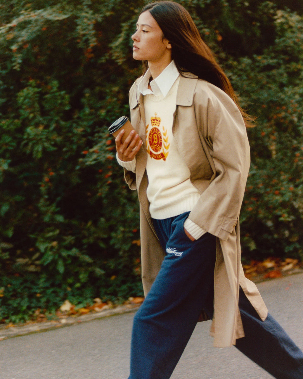 NY Crest Knitted Sweater - Ecru