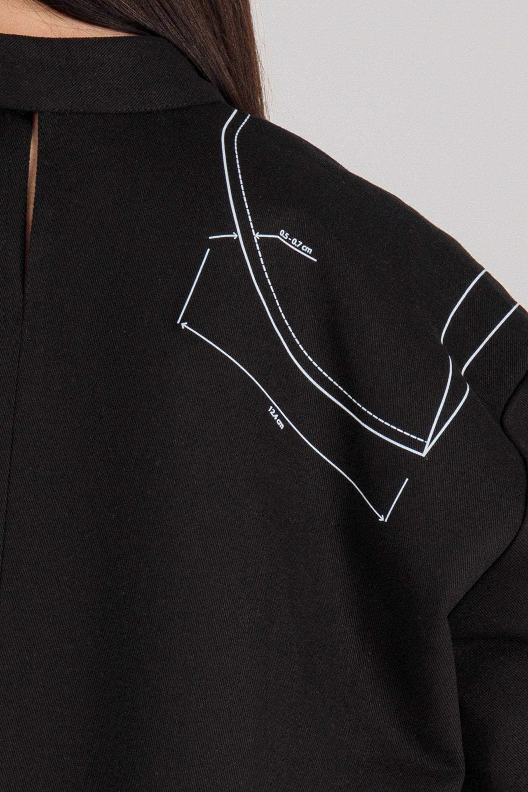 TWILL TEE W/ SHOULDER PAD PRINT