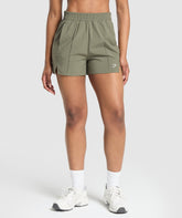 Gymshark Pintuck Shorts - Base Green