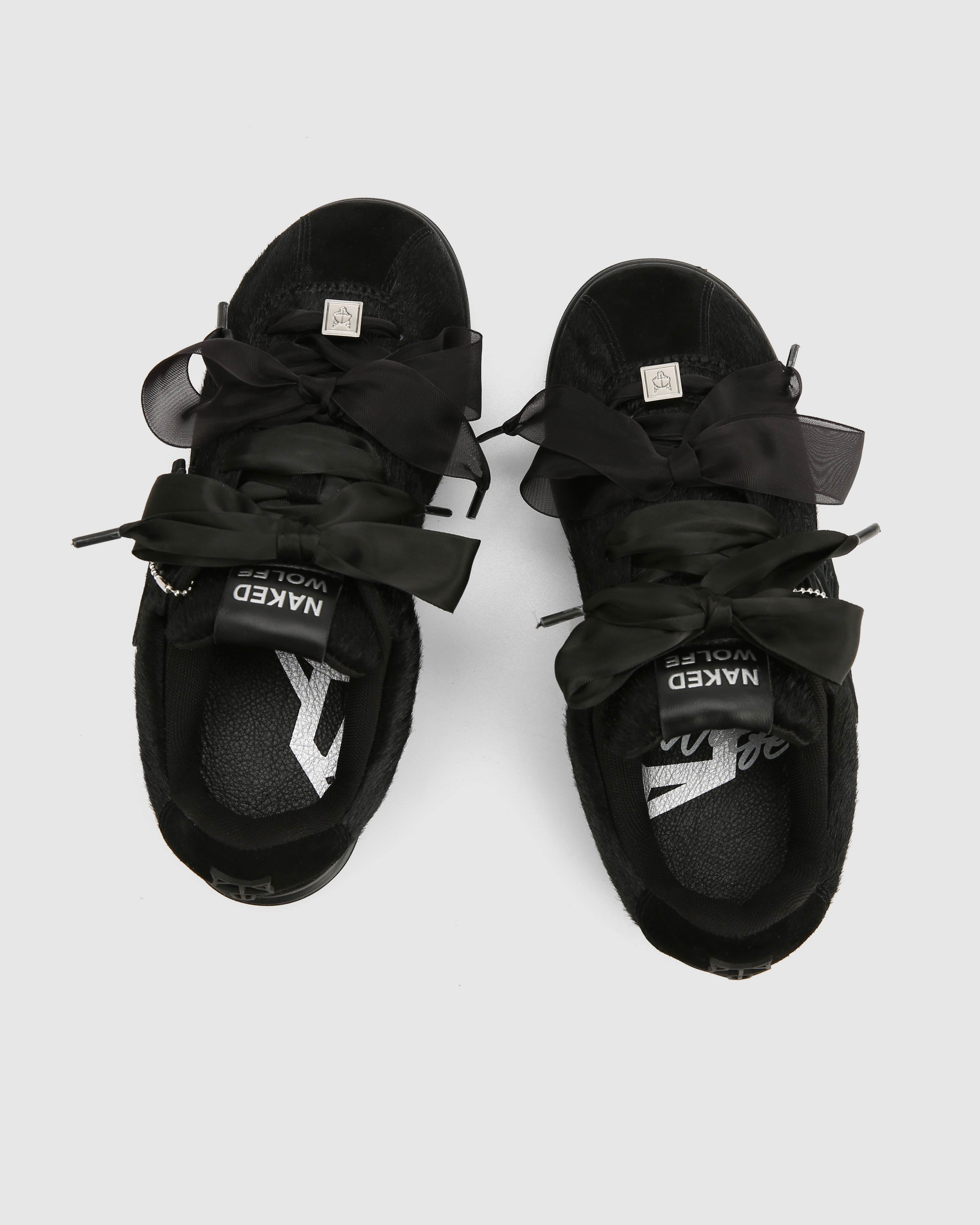 Expense Black Pony